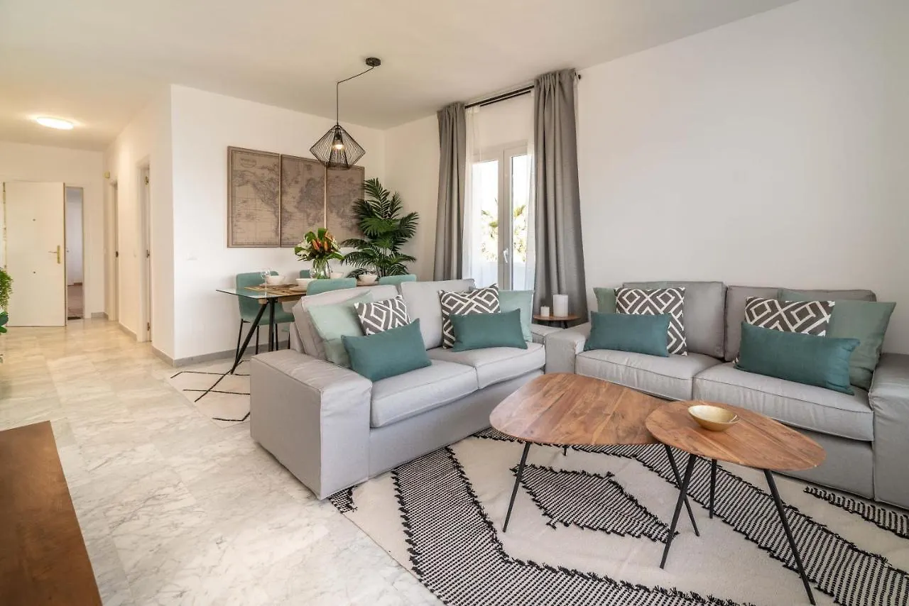 Whispering Palms Apartment Marbella