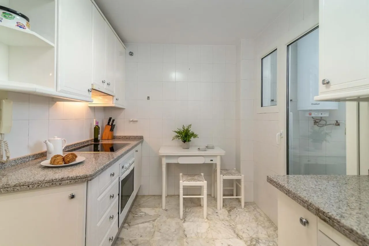 Whispering Palms Apartment Marbella