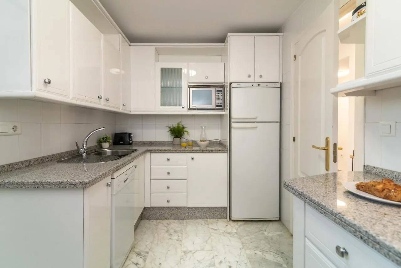 Whispering Palms Apartment Marbella
